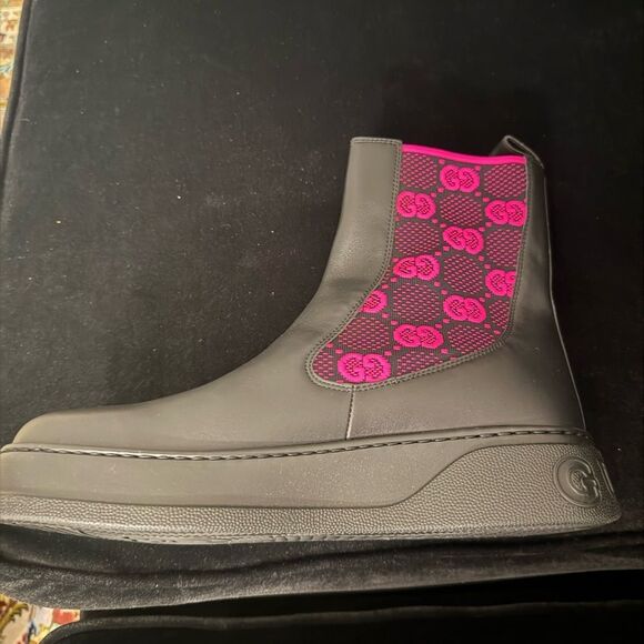 Brand new with box women’s Gucci Black and Pink Boots ankle boots - Picture 1 of 9